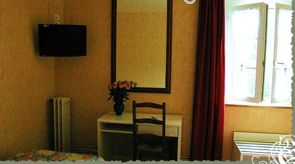 Auberge Du Relais D'Auniac Ґурдон-ен-керсі Номер фото