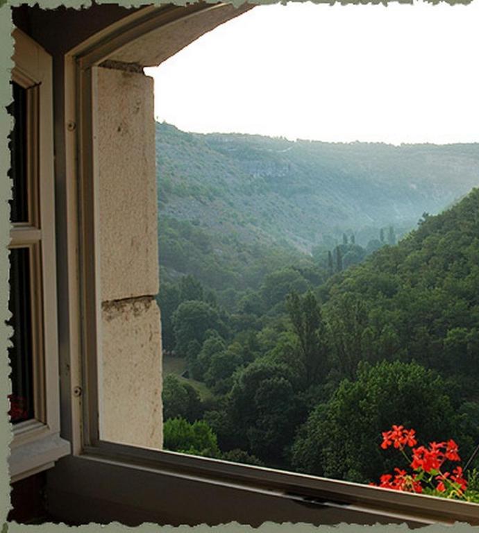 Auberge Du Relais D'Auniac Ґурдон-ен-керсі Номер фото